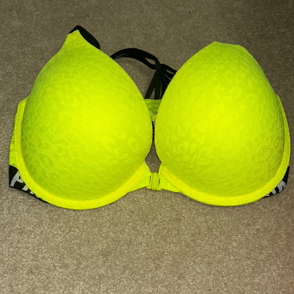 2 Victoria’s Secret Pink Bras 32DD